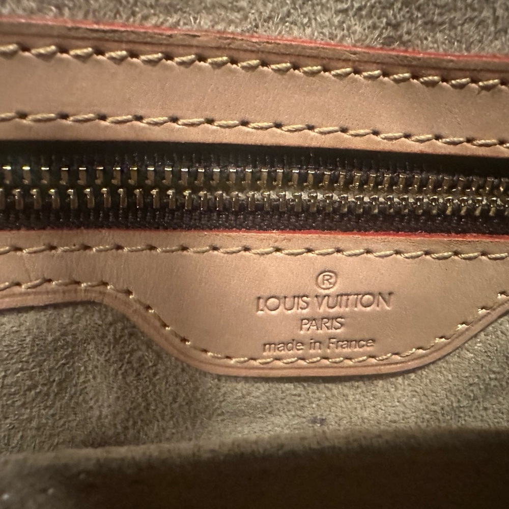 Louis Vuitton Monogram Brown Tan Bag. Gently used. Great condition. Authentic. - Picture 2 of 2